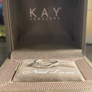 Neil Lane 14K White Gold 0.23-0.25 ct Diamond Contoured Wedding Band. Size 7